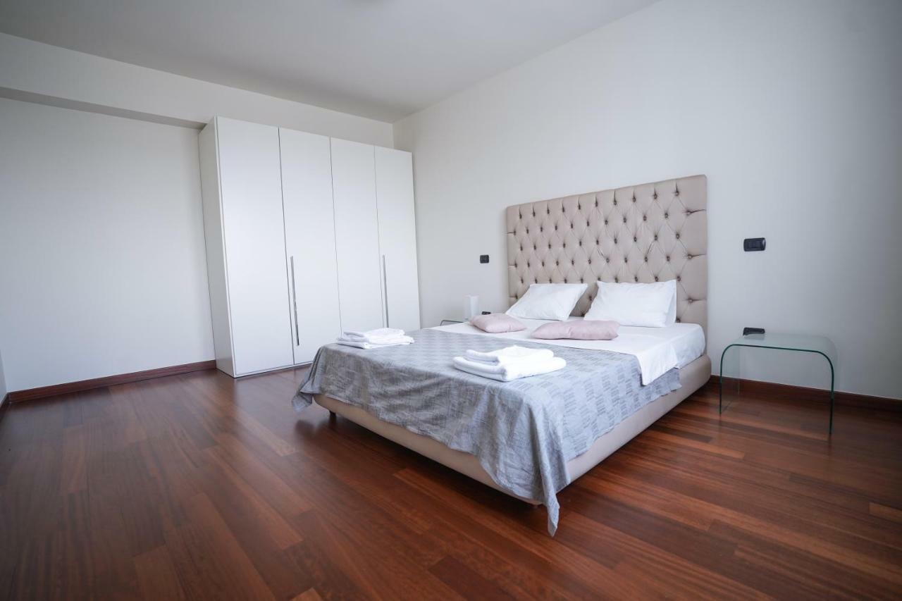 City Center Premium Apartments بوخارست المظهر الخارجي الصورة